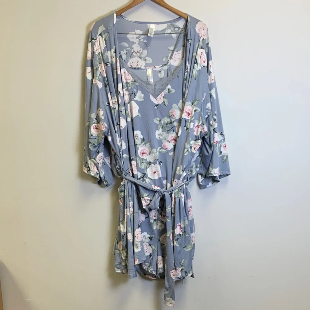 Flora Blue Floral Lace-Trim Robe & Chemise Set - Picture 1 of 10